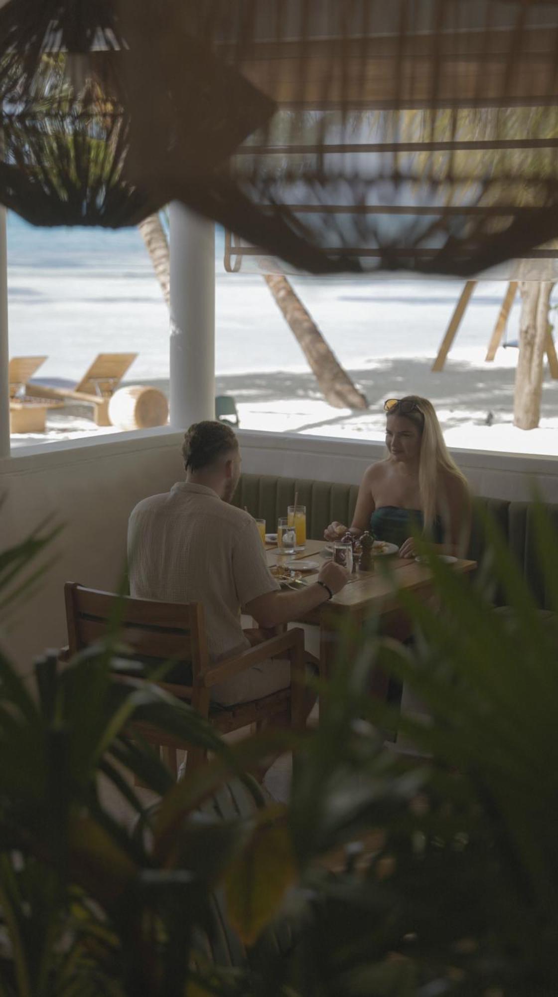 Stone Beach Club Дифуши Екстериор снимка